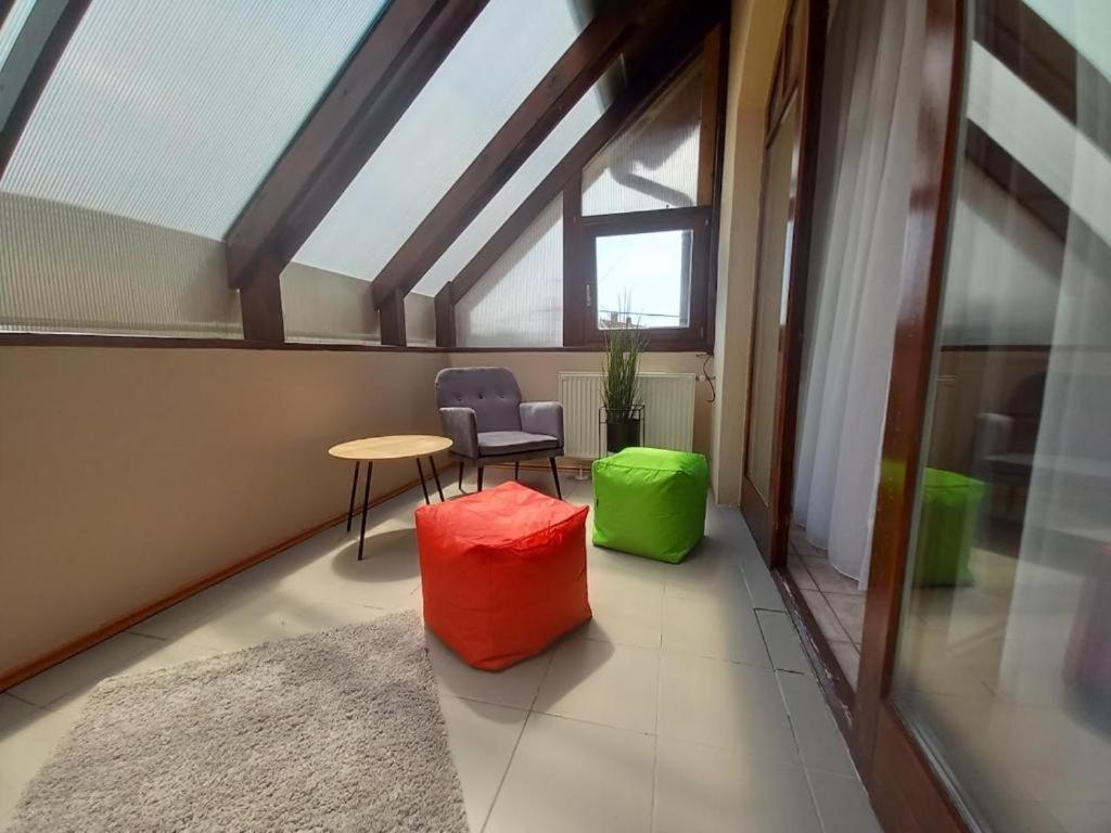 Lujza Apartman Goedoello Apartment Ngoại thất bức ảnh